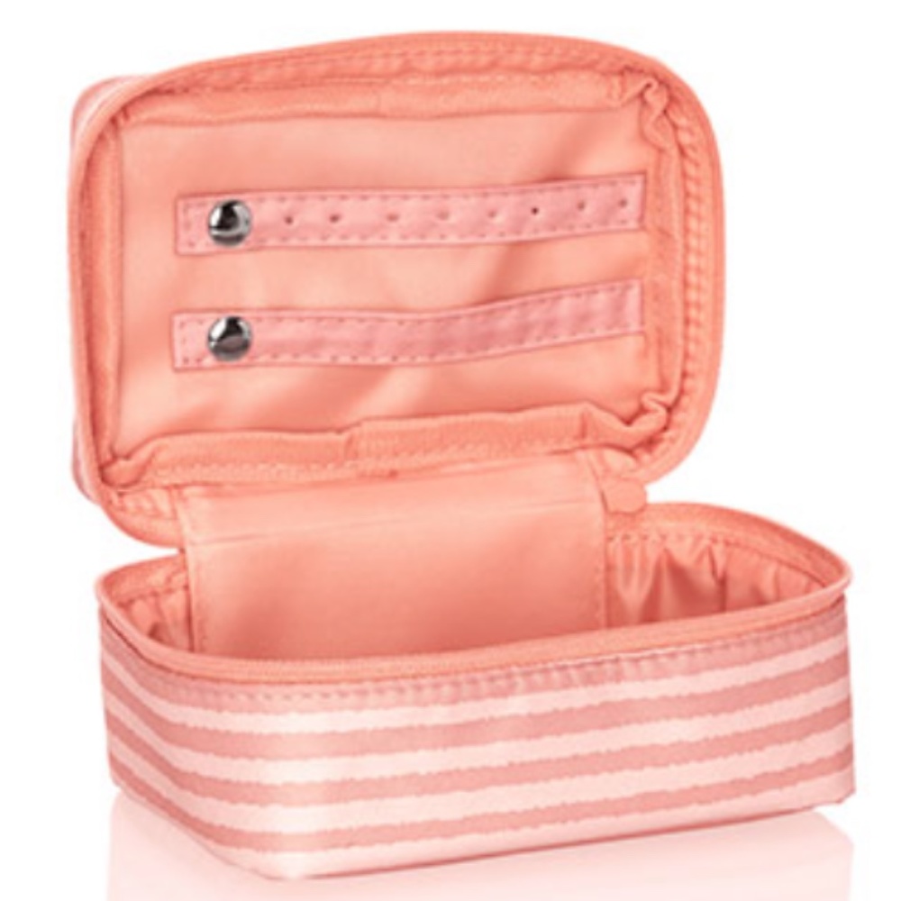 🌼 2 for $30🌼 Travel Jewellery Case